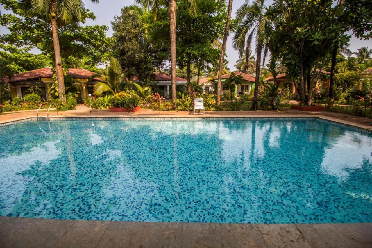 Shikara Beach Resort Cavelossim Luaran gambar