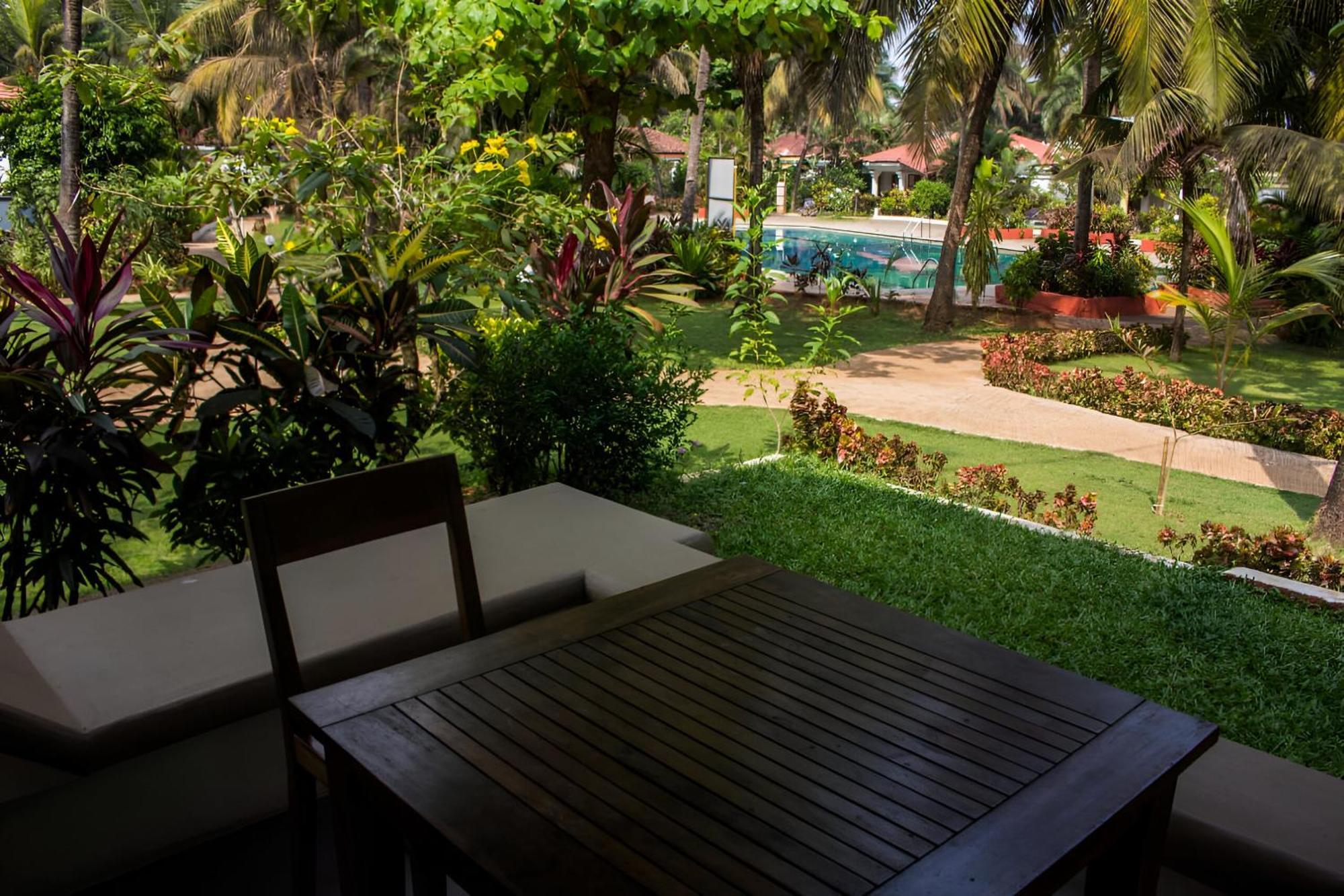 Shikara Beach Resort Cavelossim Luaran gambar