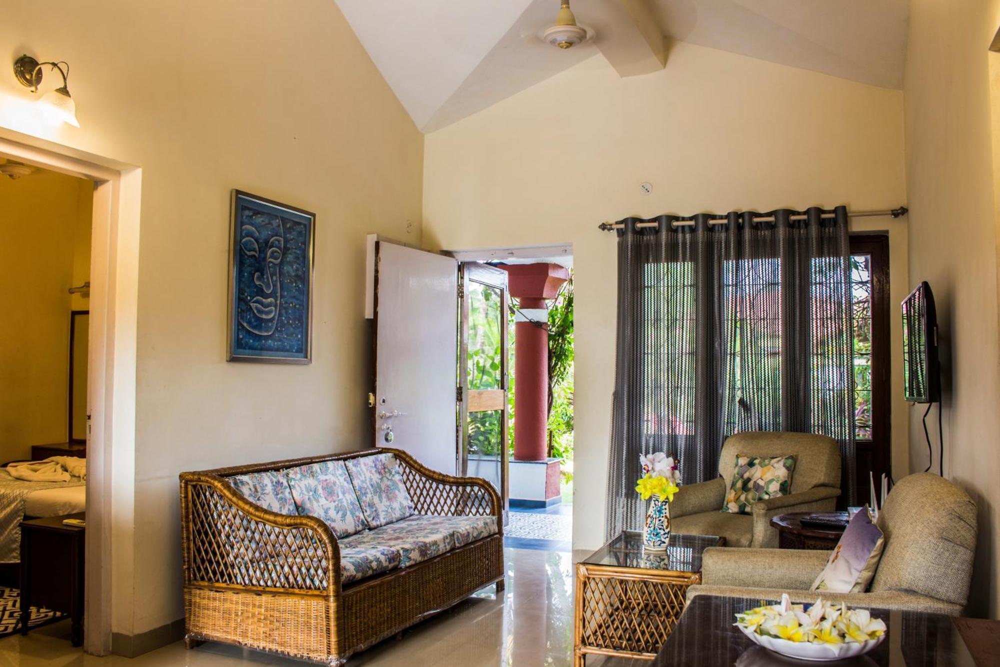 Shikara Beach Resort Cavelossim Luaran gambar