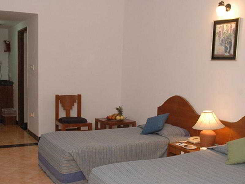 Shikara Beach Resort Cavelossim Luaran gambar