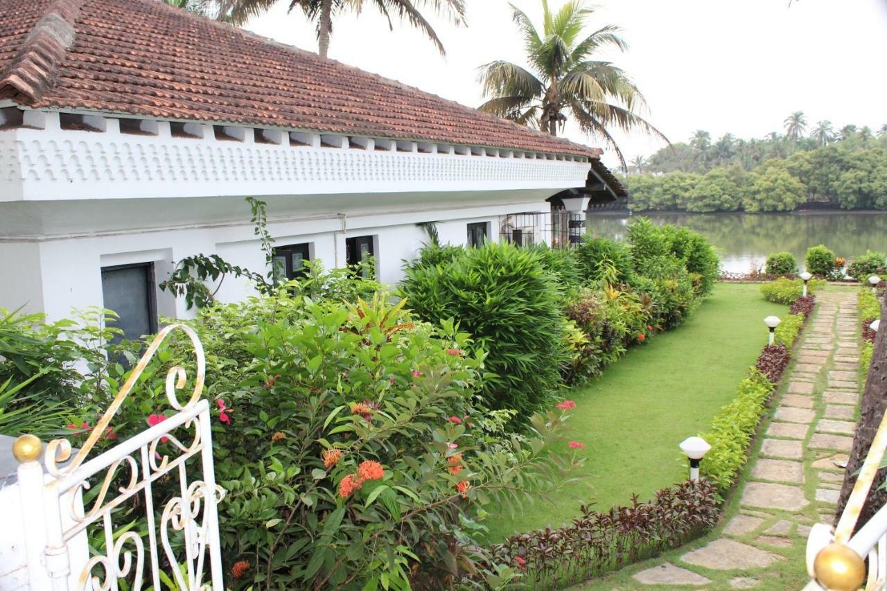 Shikara Beach Resort Cavelossim Luaran gambar